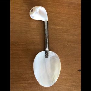 silver/shell serving spoon